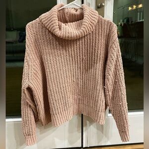 Double Zero Light Pink Turtleneck sweater